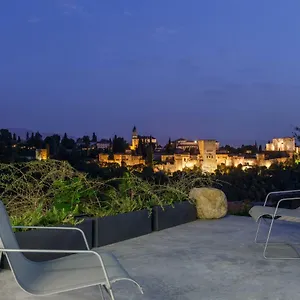 https://casa-cueva-lujo-sacromonte-con-vistas-alhambra.es-andalucia.com